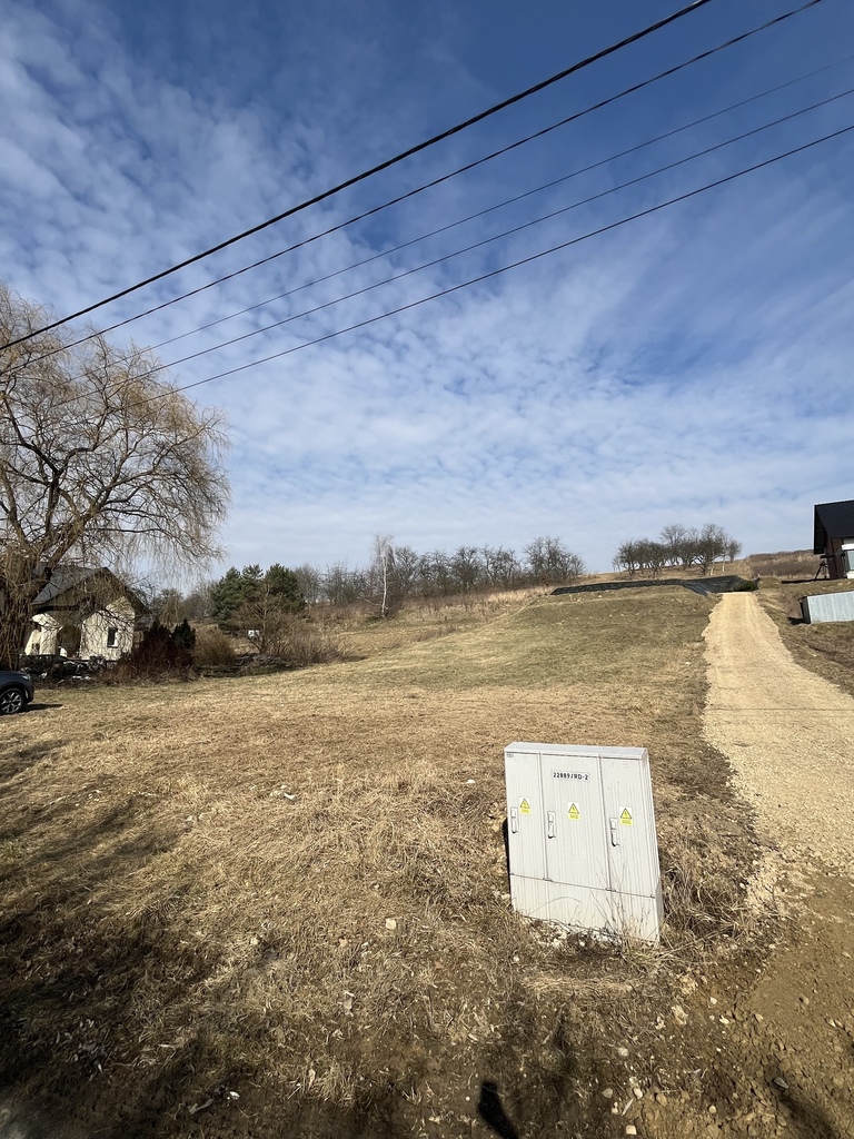 Atrakcyjna działka 12 ar w Michałowicach