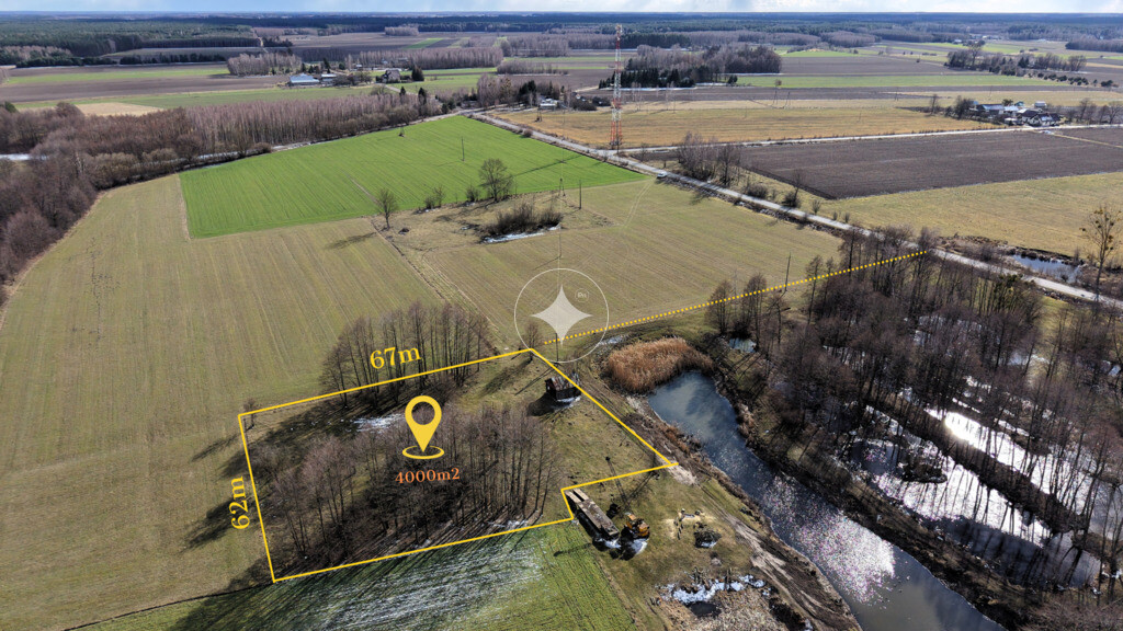 Działka siedliskowa z małym domkiem w Dobromyślu