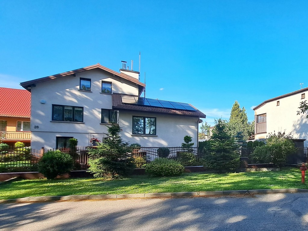 Komfortowy dom z pięknym ogrodem - DZIAŁDOWO