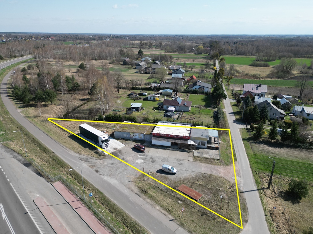 Lokal handlowo-usługowy z magazynami-Okopy Kolonia