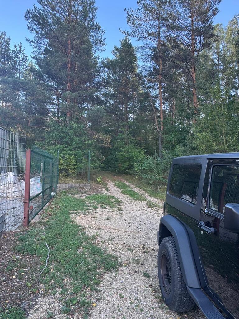 Piękna działka  w otoczeniu lasu. Morzywół.