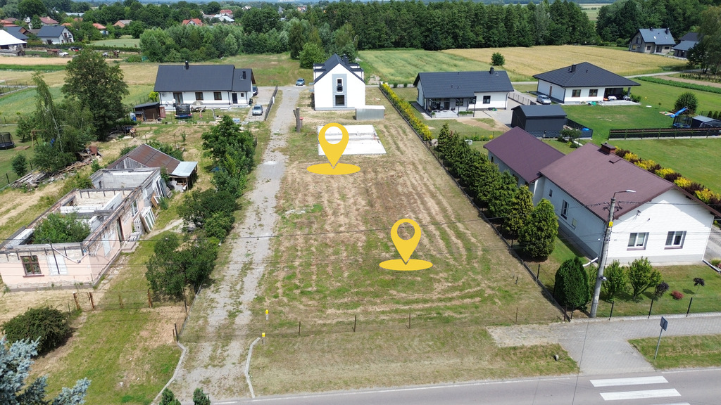 Działki Budowlane / 8a / Czermin