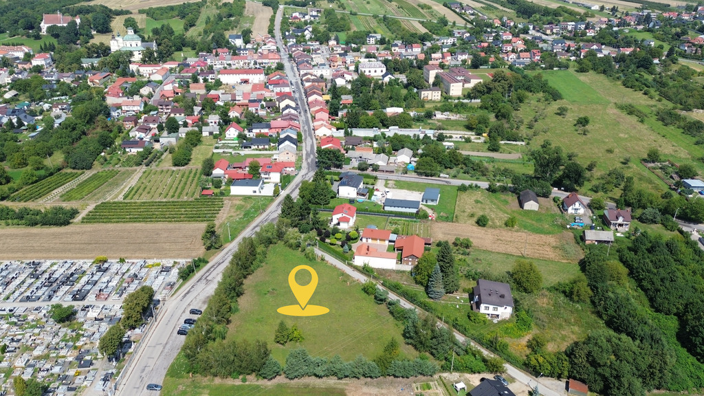 DZIAŁKA BUDOWLANO–USŁUGOWA W KLIMONTOWIE