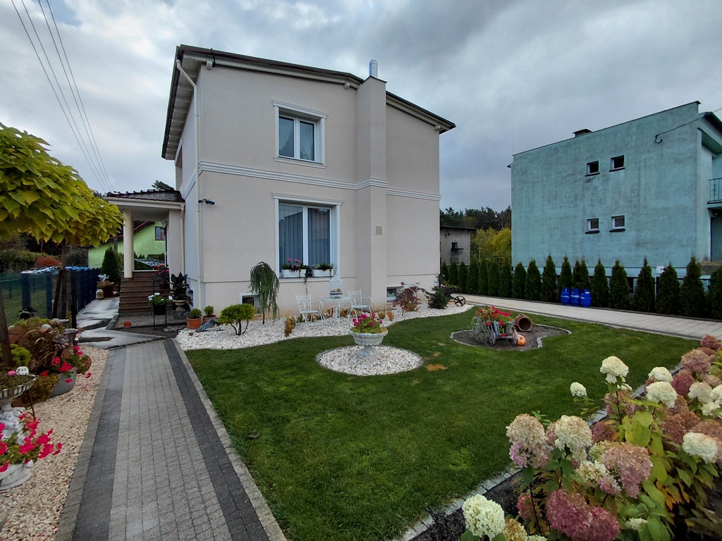 Dom jednorodzinny w Lesznie Górnym