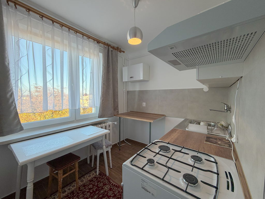 Na wynajem kawalerka po remoncie, ul. Połaniecka