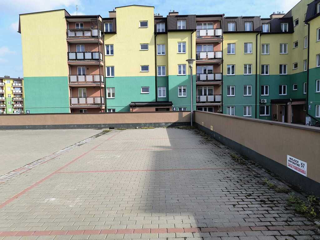 Do sprzedania 3 miejsca postojowe w Białej Podl.