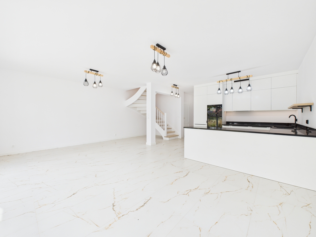 Dom, wysoki standard, spokojna okolica