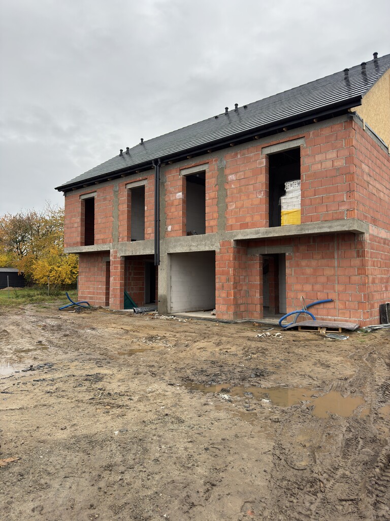 Dom typu bliźniak/stan deweloperski/ gm. Siechnice