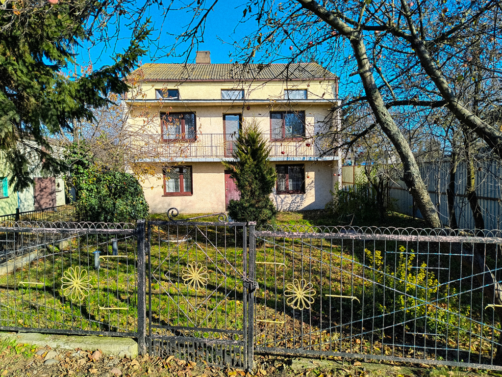 Tani piętrowy dom - Siedlisko Próchenki