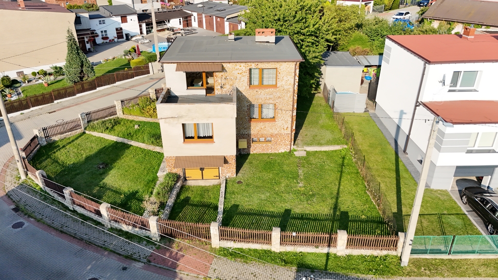 Dom wolnostojący z garażem i ogrodem Radzionków