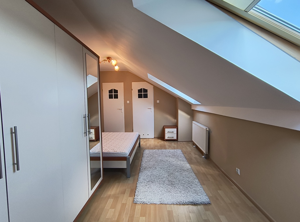 Dwupoziomowe mieszkanie 103m2, niski czynsz