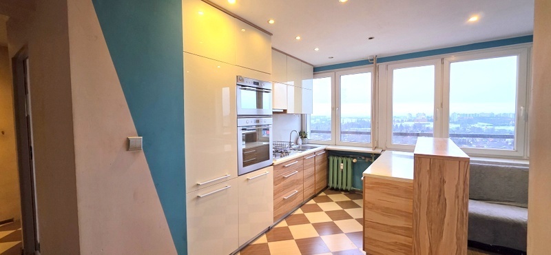 Śródmieście 3 pokoje/ mieszkanie z potencjałem