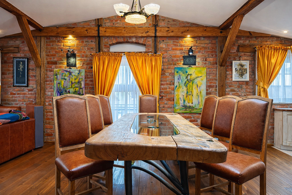 Zabytkowy Spichlerz na sprzedaż