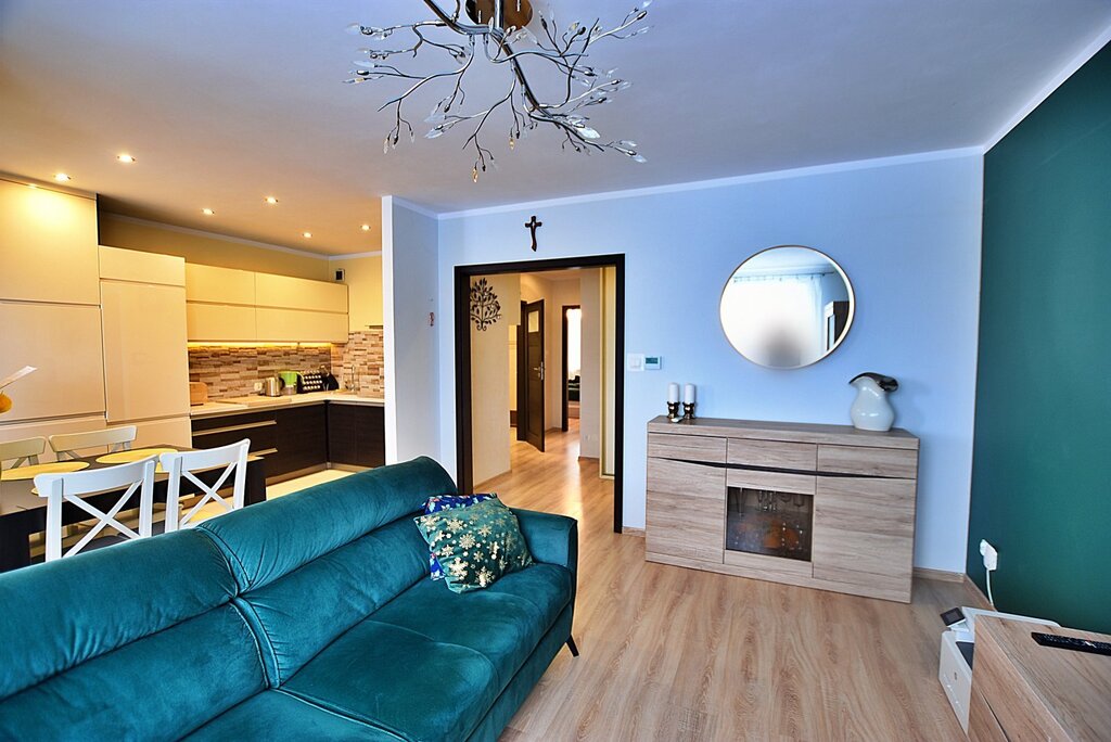 52m2 z dużym balkonem, Blok 2013r, Piwnica, Klima