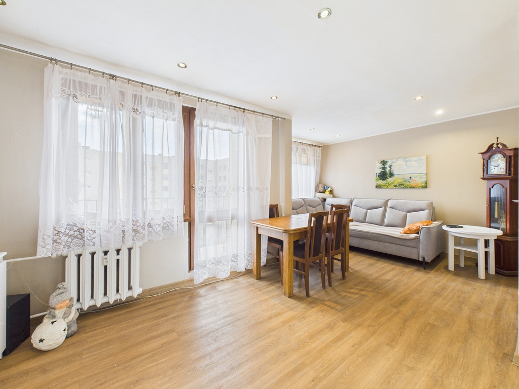 Mieszkanie 3 pokojowe z balkonem -PIEKARY B