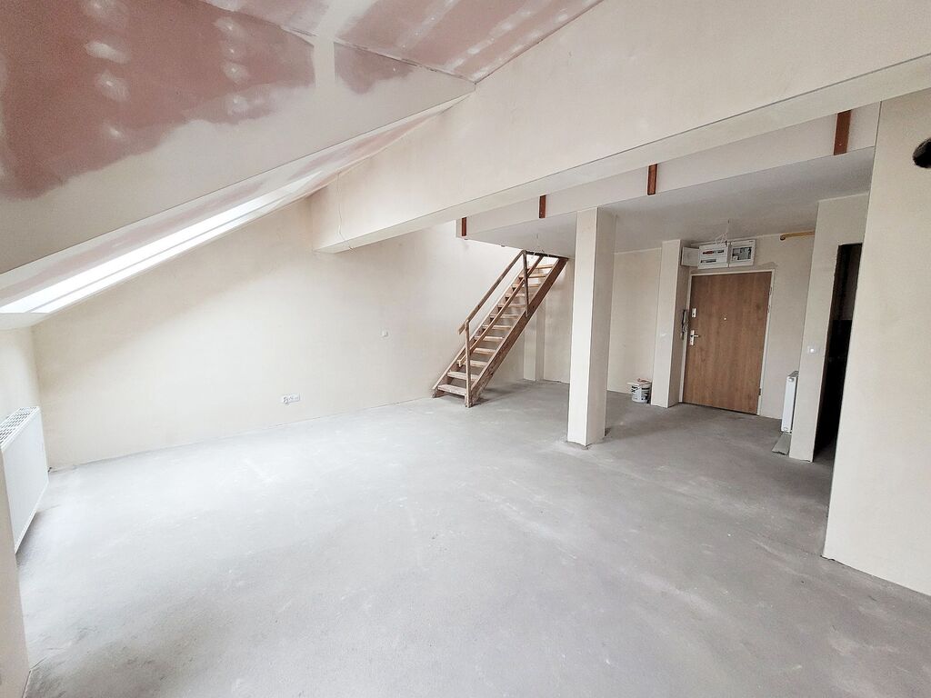 Apartament / 3 pokoje / Ołtaszyn