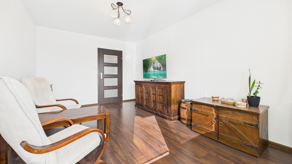 Mieszkanie 2 pok, 39m2 ul. Ukośna 1, os. Antoniuk