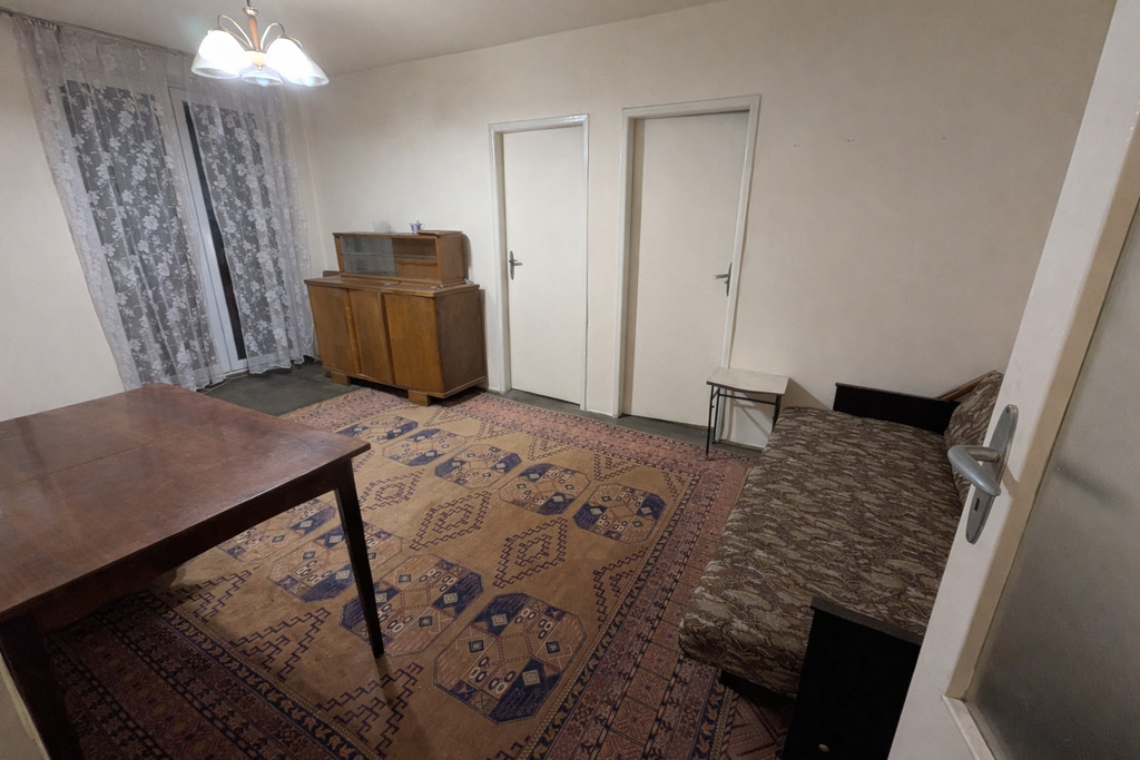 M4 do remontu 42,72m2 2 piętro oddzielna kuchnia