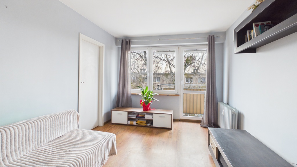 3 pokoje na Piasta w otoczeniu zieleni