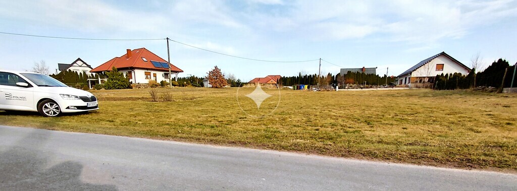 Działka budowlana w atrakcyjnej lokalizacji