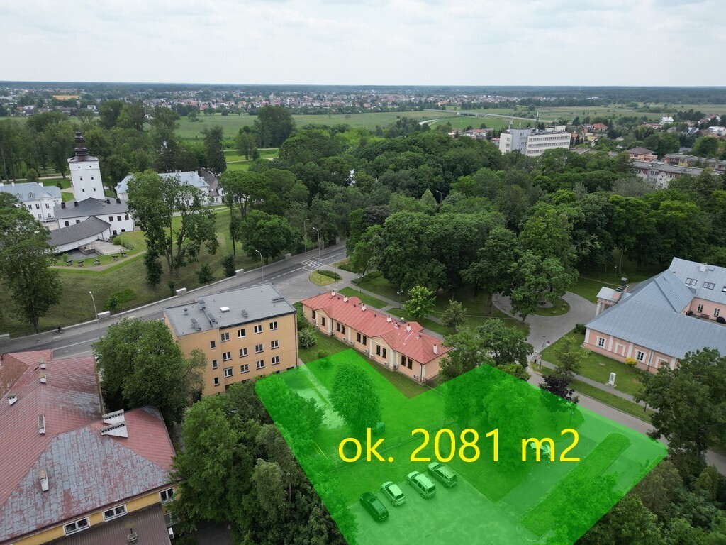 Działka inwestycyjna blisko centrum – 2081 m²