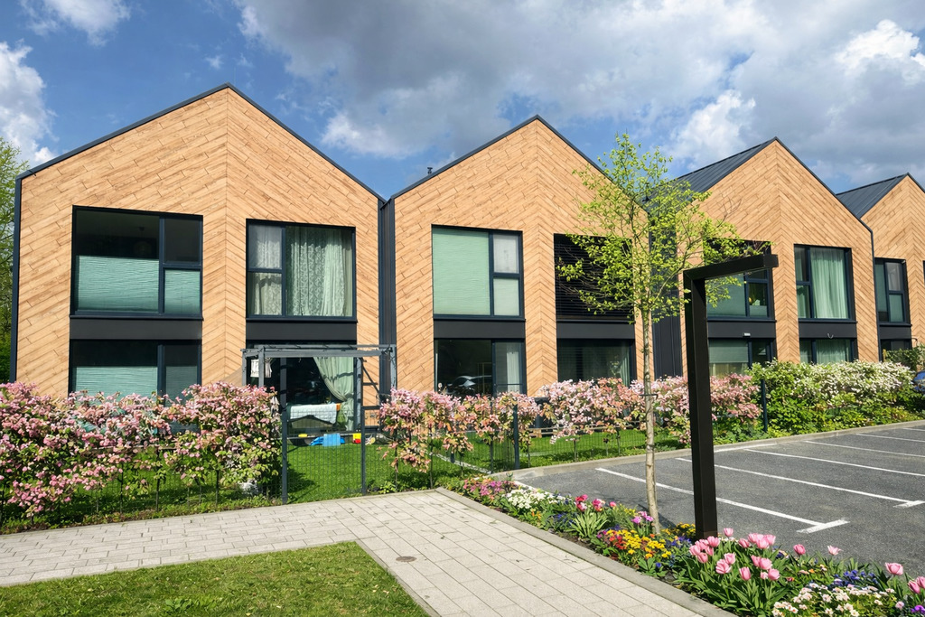 Dom - zabudowa szeregowa/81m2+antresola/Myślenice