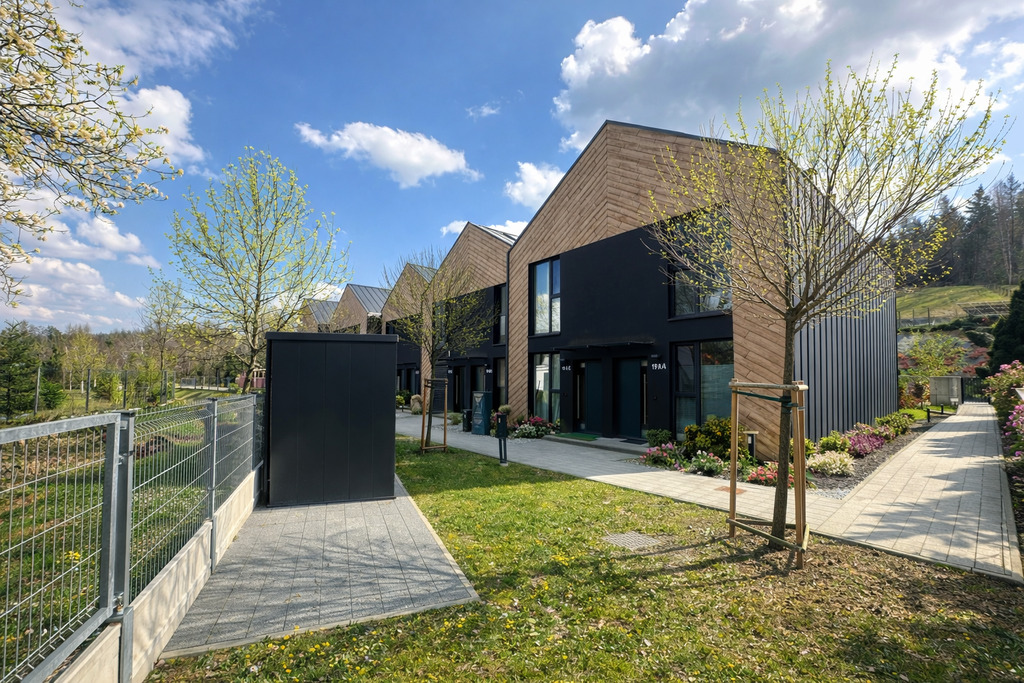 Mieszkanie/dwupoziomowe/81m2+antresola/Myślenice