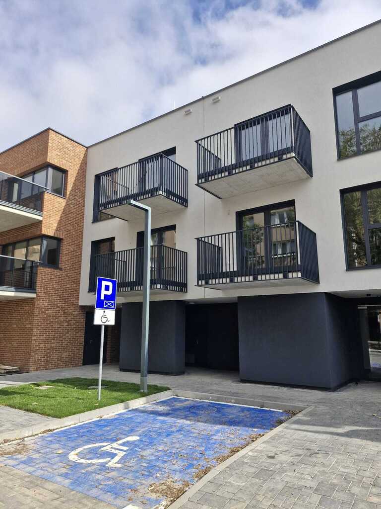 budynek usługowo-biurowy Józefa Wybickiego 450m2