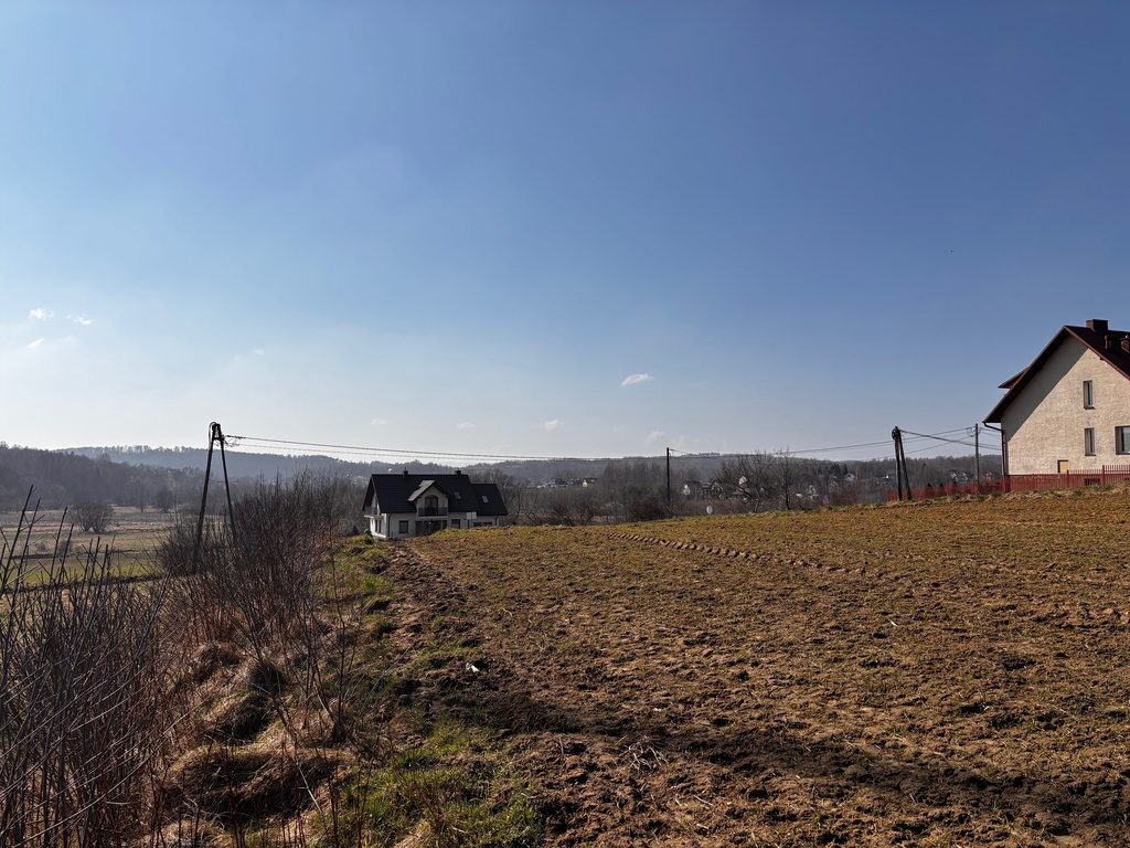 Kobyle duża działka budowlano-rolna o pow.1,10ha