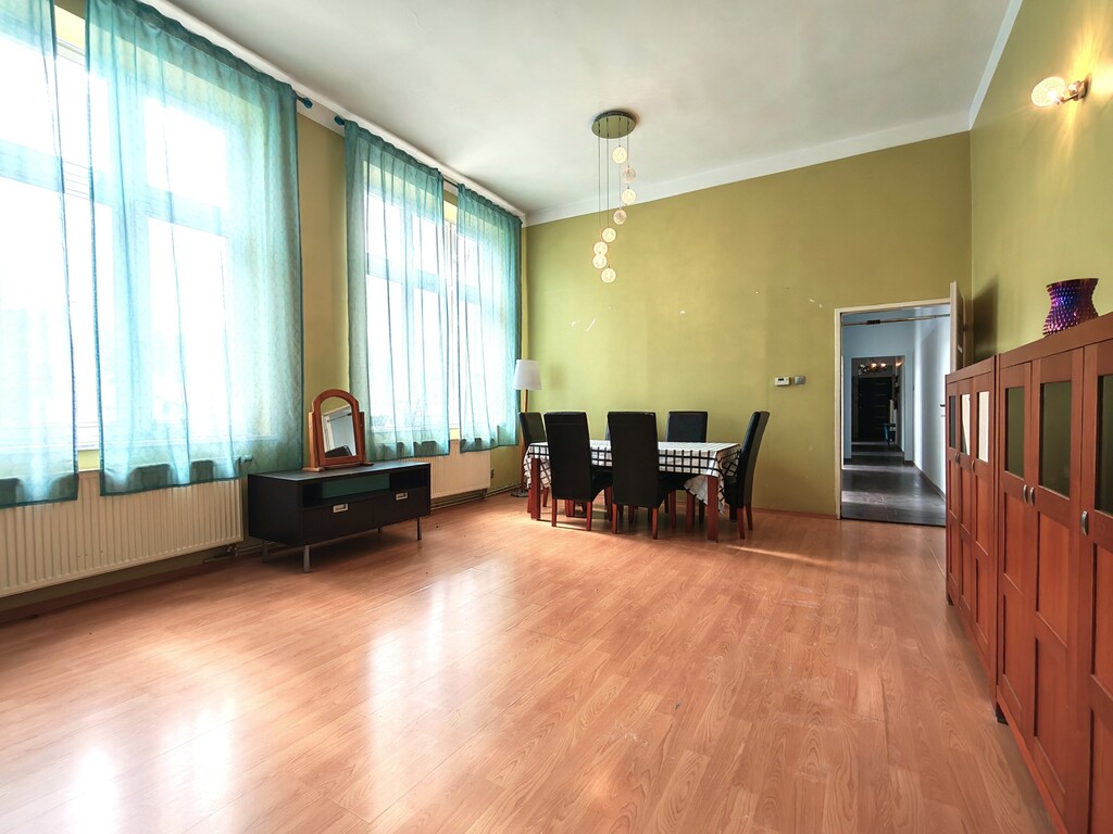 Centrum Łodzi | 104 m² | 4 pokoje | Parking!