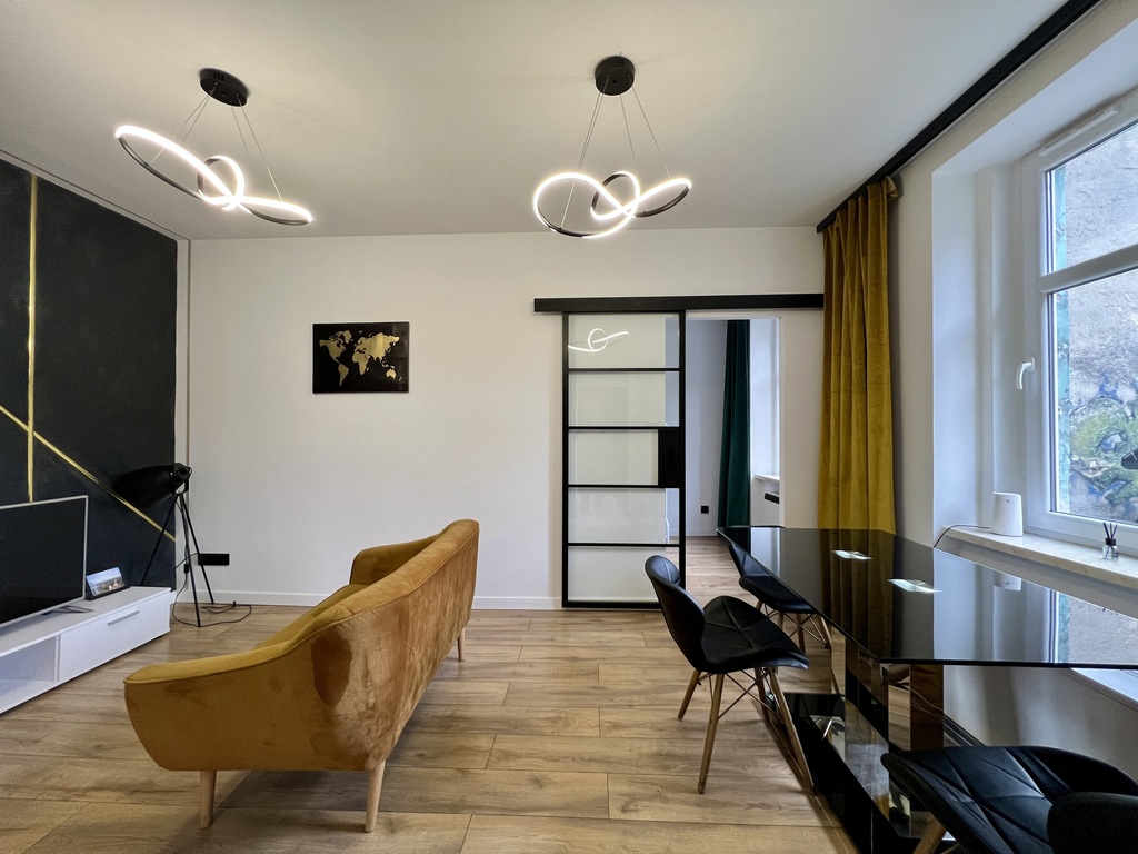 Gotowiec inwestycyjny ! Umeblowane 2 pokoje- Bytom