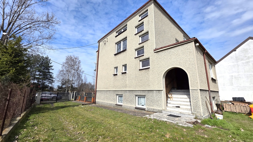 Dom z dużą działką 1 ha – Wyczerpy