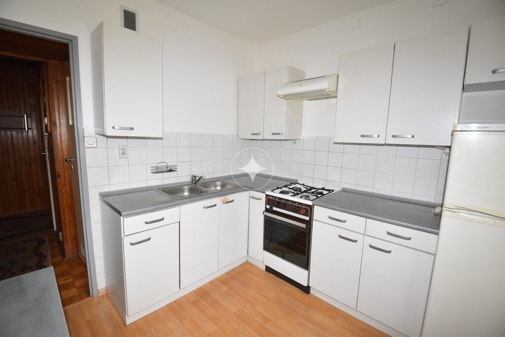 Sprzedam przestronne 3 pokoje - os. Południe