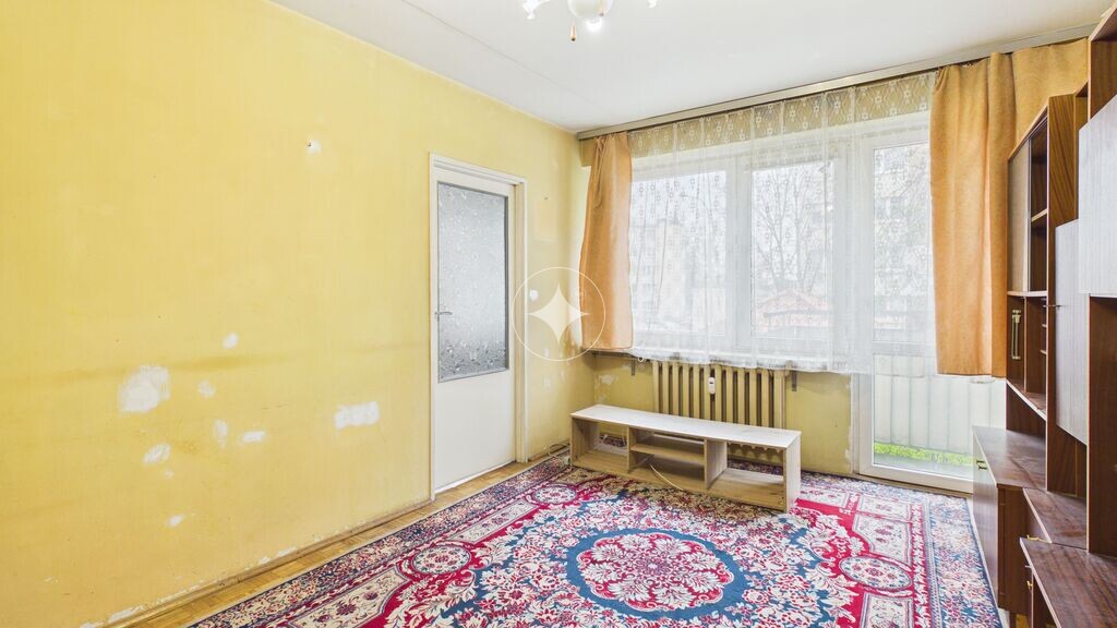 48,4 m² | 3 pokoje | Piasta | parter | do remontu