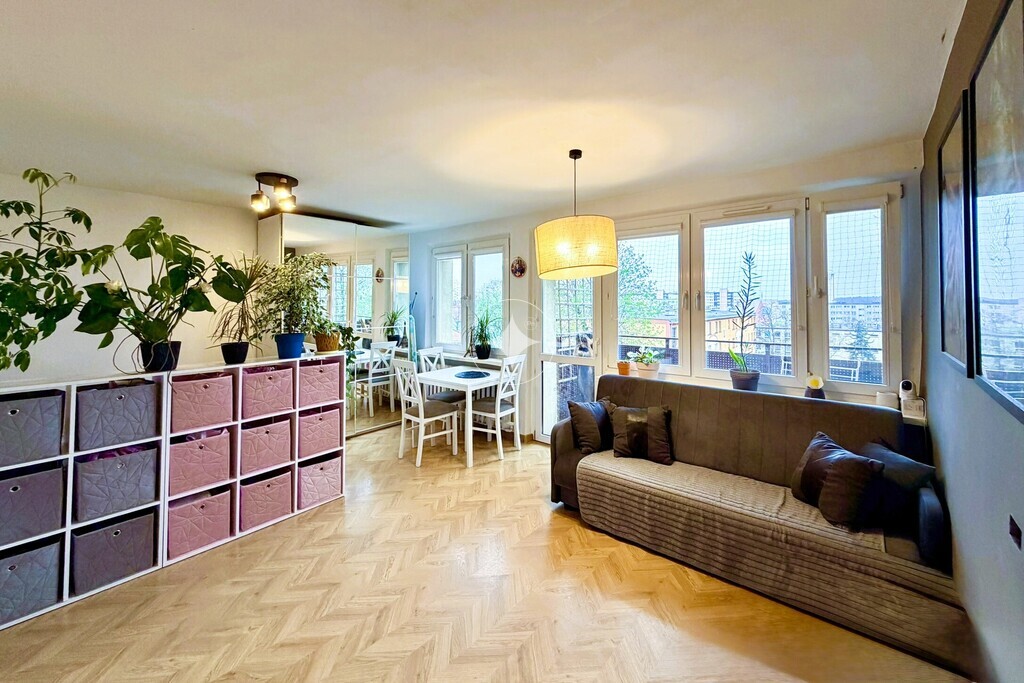 Gotowe do wprowadzenia 2 lub 3 pokoje