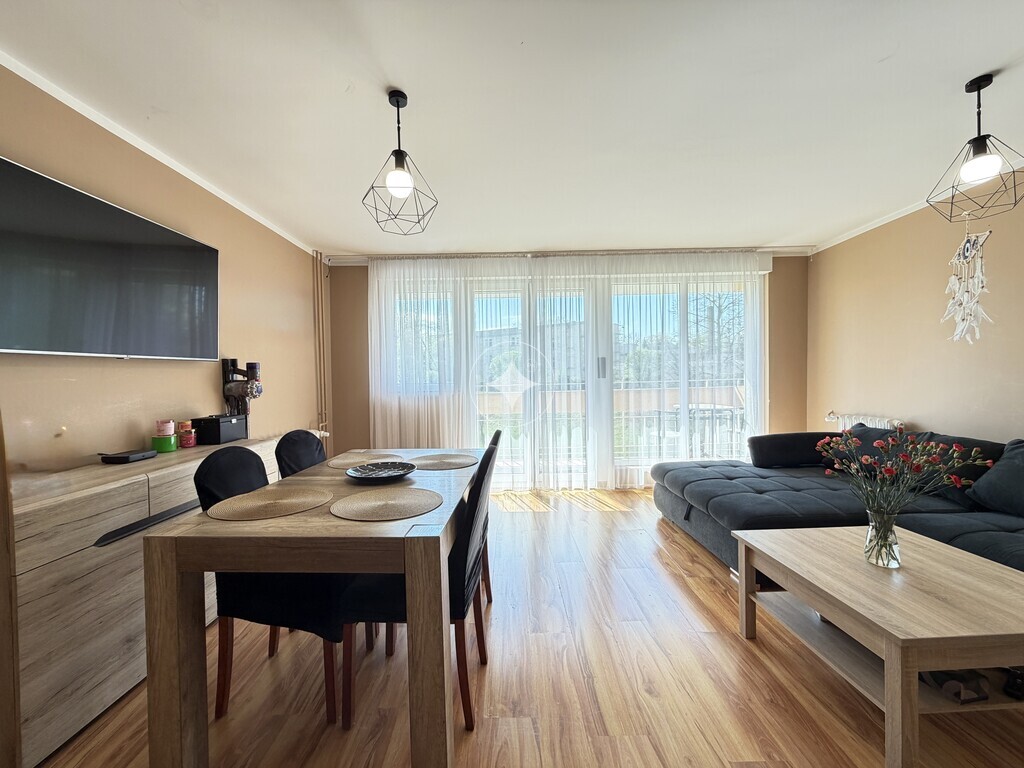 Słoneczne mieszkanie dwupokojowe z dużym balkonem