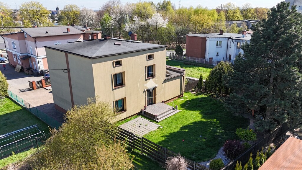 Dwurodzinny dom do zamieszkania - 194m2