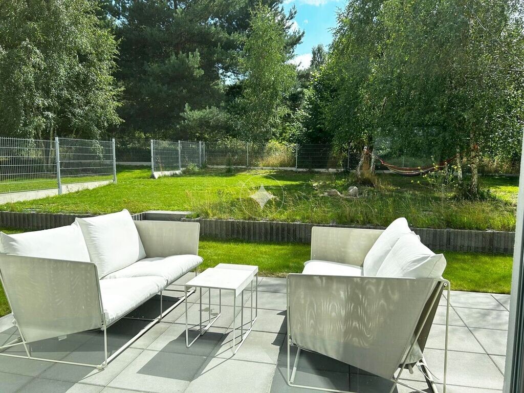 Dom z dużą działką / stan deweloperski / Zawonia