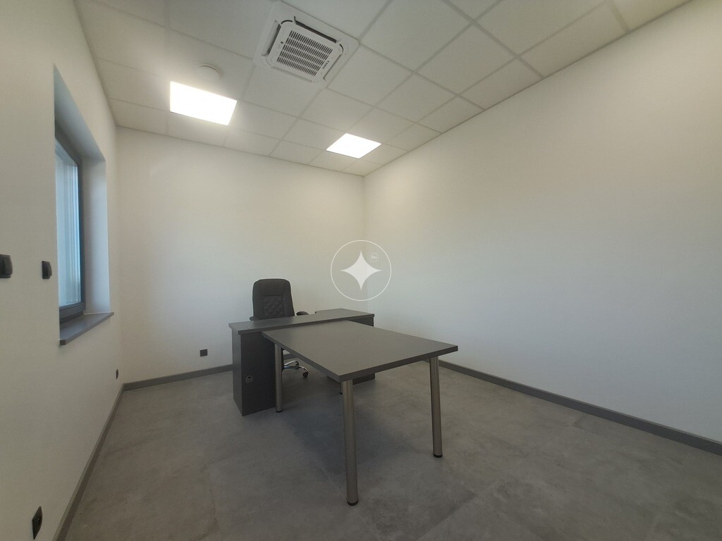 Lokale biurowo-usługowe do wynajęcia.