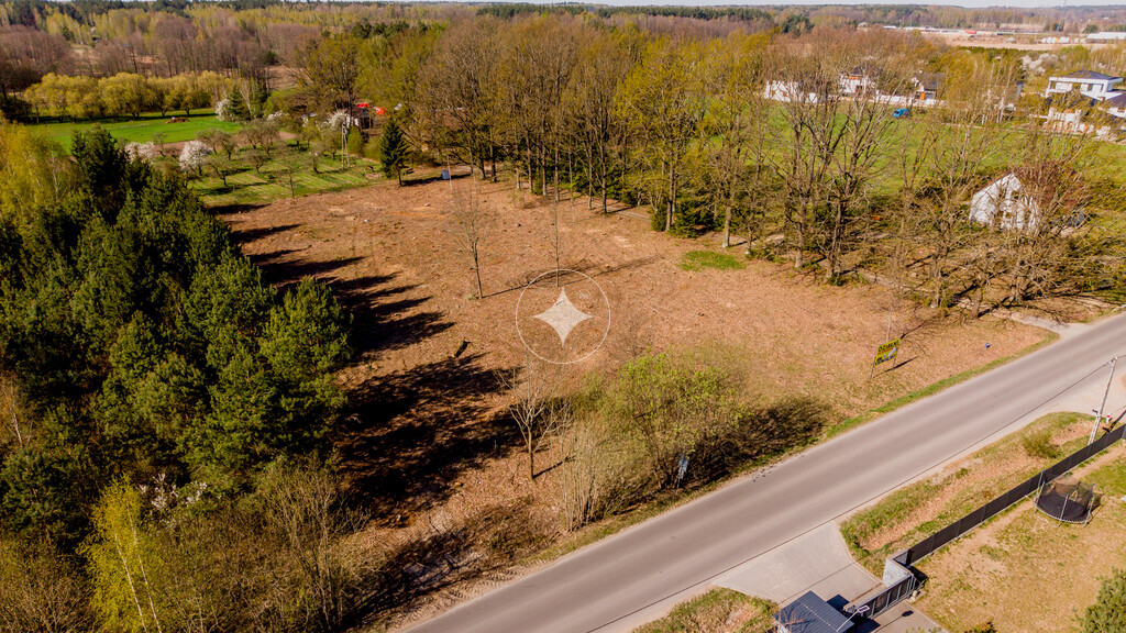 Podział na 6 działek | Media | Teren wykarczowany