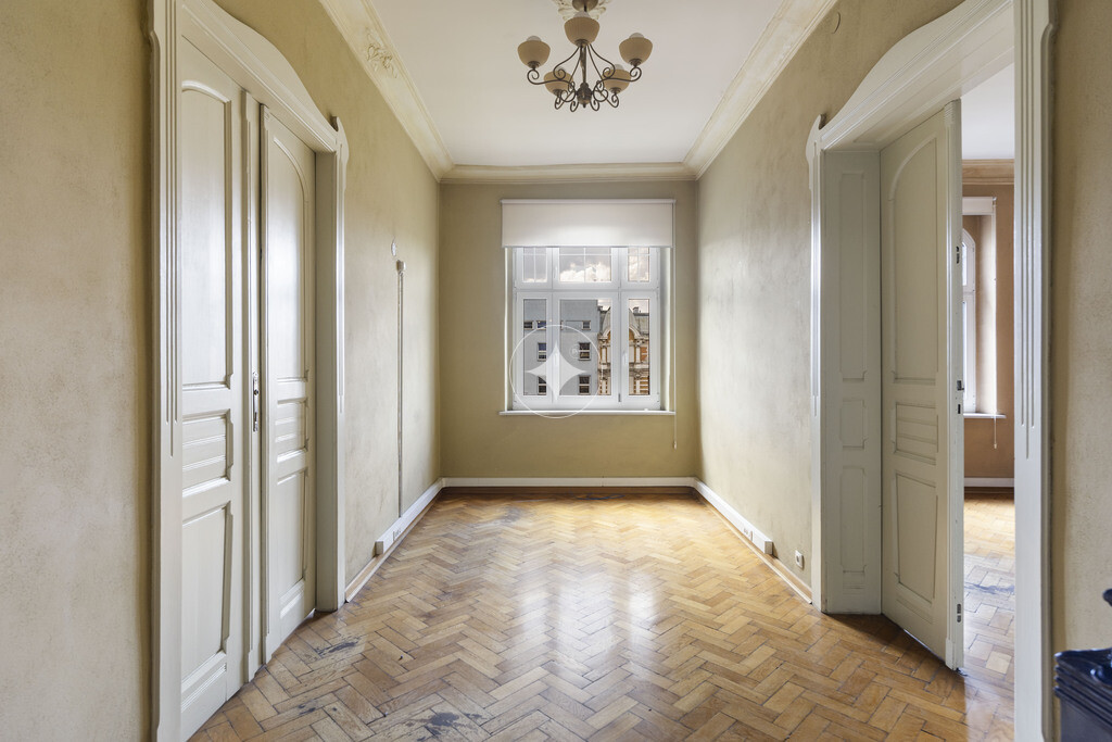 Unikalne 143 m2 / kamienica / kliniki