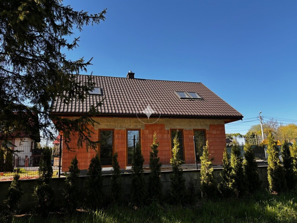 Gierczyce mały dom parterowy na działce 7arów