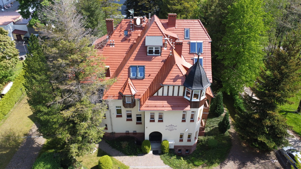 OBIEKT HOTELOWY W SWIERADOWIE ZDROJU!