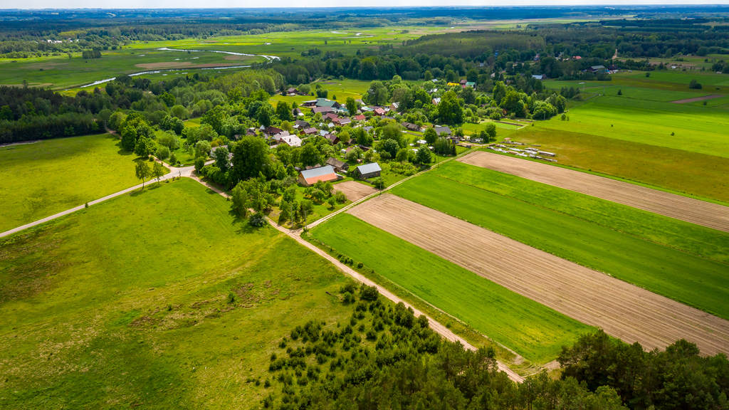 Działki przy Szlaku Krainy Otwartych Okiennic