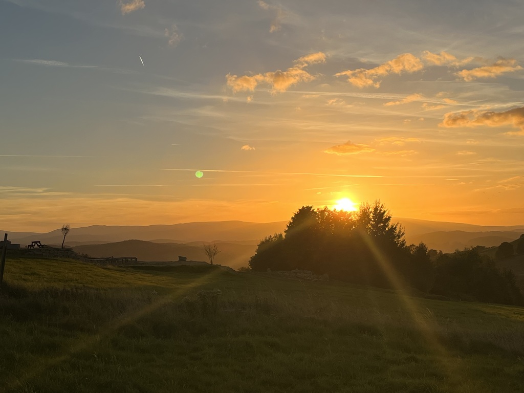 SALE ! Piękna widokowa działka w Jeżowie Sudeckim