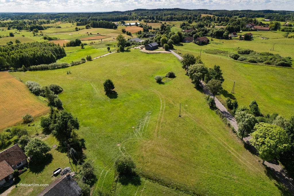 Derc - działka z wydanymi warunkami zabudowy