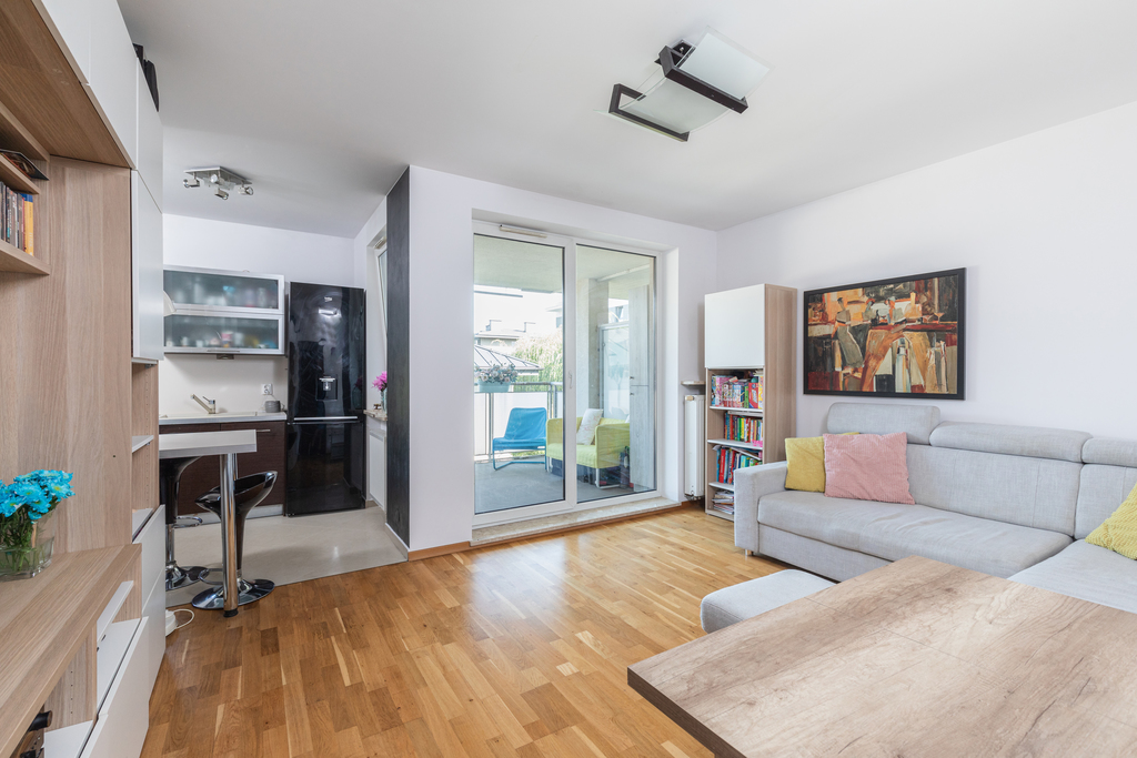 48 m2-umeblowane-Piaseczno-apartamentowiec 2009r