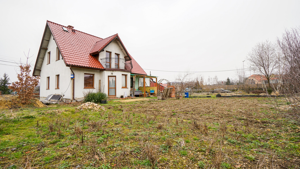 Urokliwy dom w Krosnowicach, okolice Kłodzka
