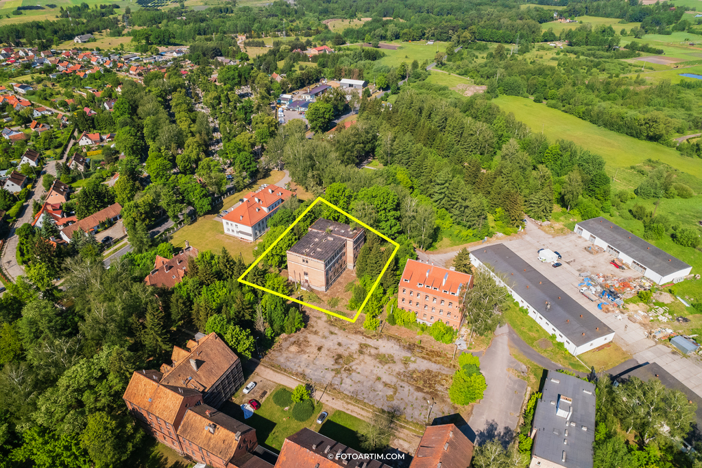 Orneta- budynek pokoszarowy dla inwestora