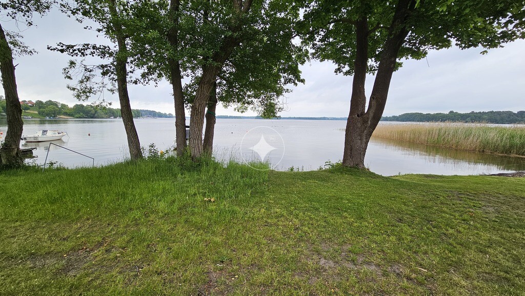 Domek nad Jeziorem Jeziorak przy Plaży